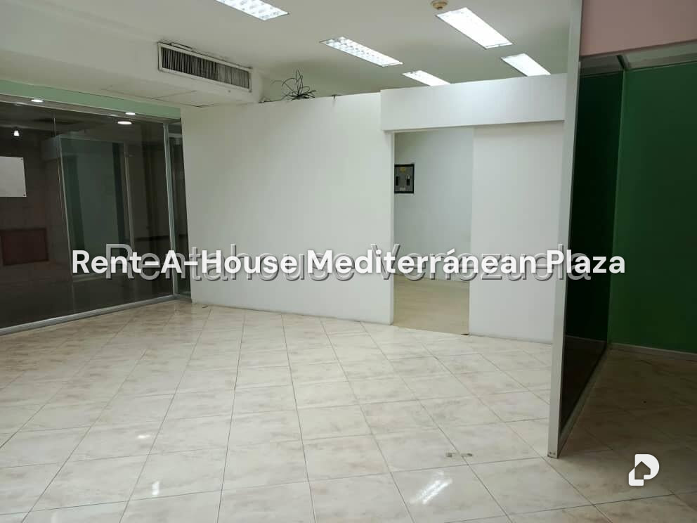 Local comercial en Ciudad Jardín Mañongo, Naguanagua – 7