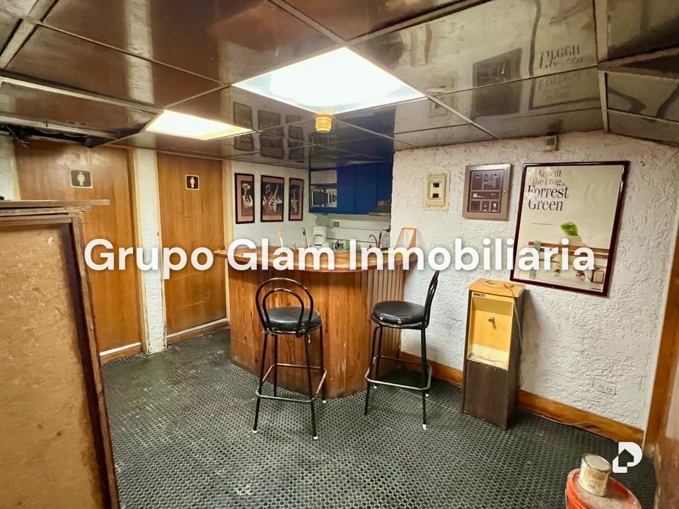 Local comercial en Los Palos Grandes, Caracas – 14