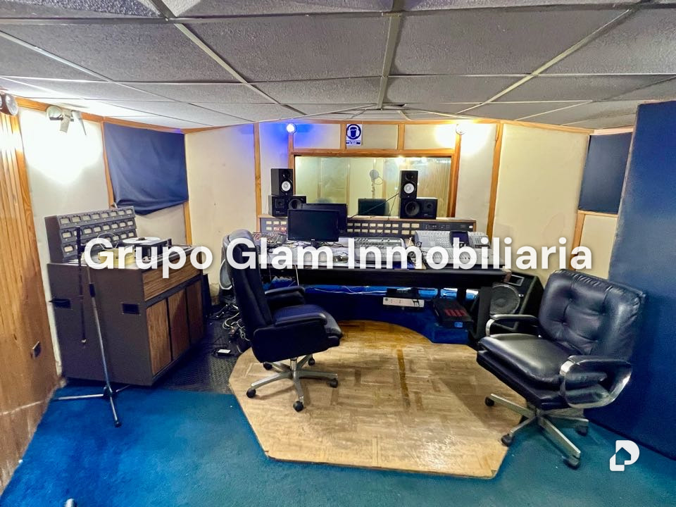 Local comercial en Los Palos Grandes, Caracas – 21
