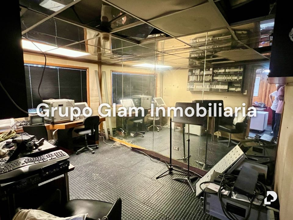 Local comercial en Los Palos Grandes, Caracas – 6