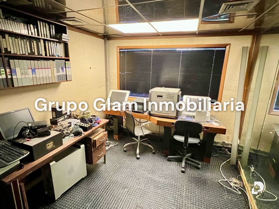 Local comercial en Los Palos Grandes, Caracas – 8