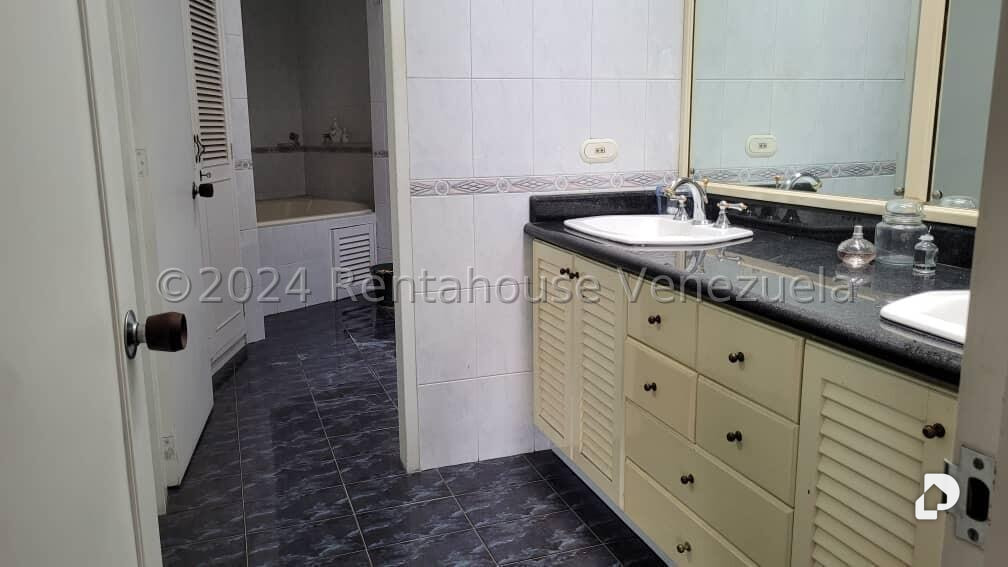 Apartamento en Cumbres de Curumo, Caracas – 29