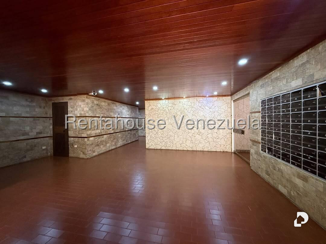 Apartamento en El Cigarral, Caracas – 28