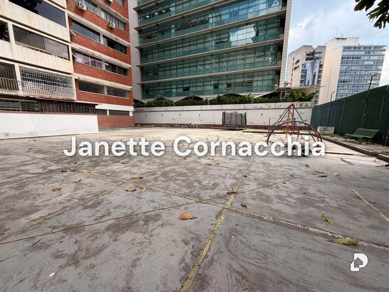 Apartamento en Campo Alegre, Caracas – 23