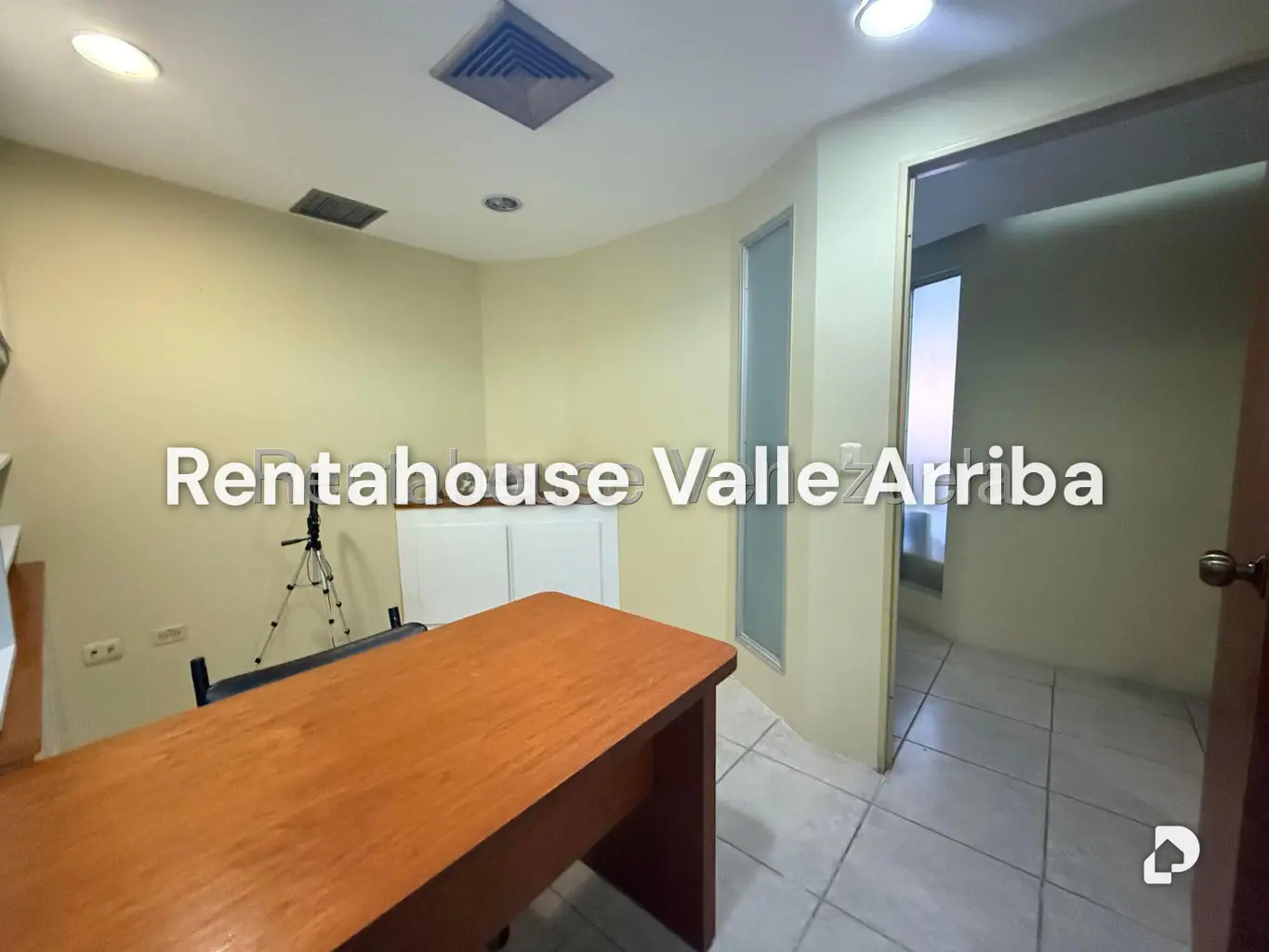 Local comercial en Santa Paula, Caracas – 7