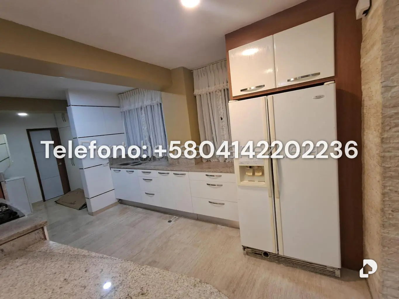 Apartamento en Altamira, Caracas – 16
