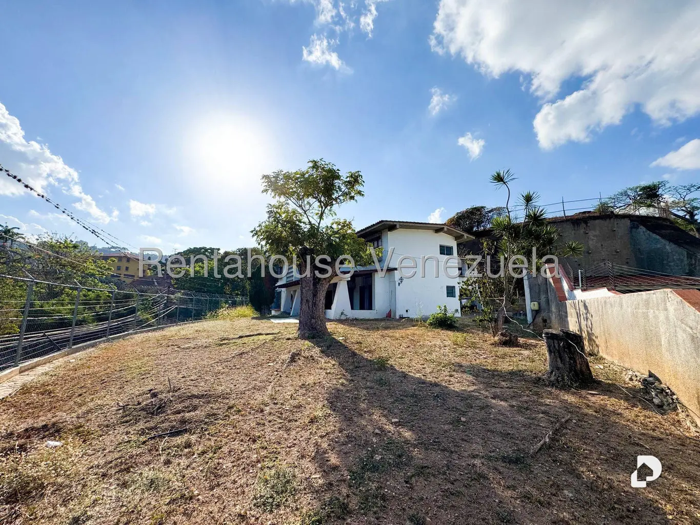Casa en Valle Arriba, Caracas – 13