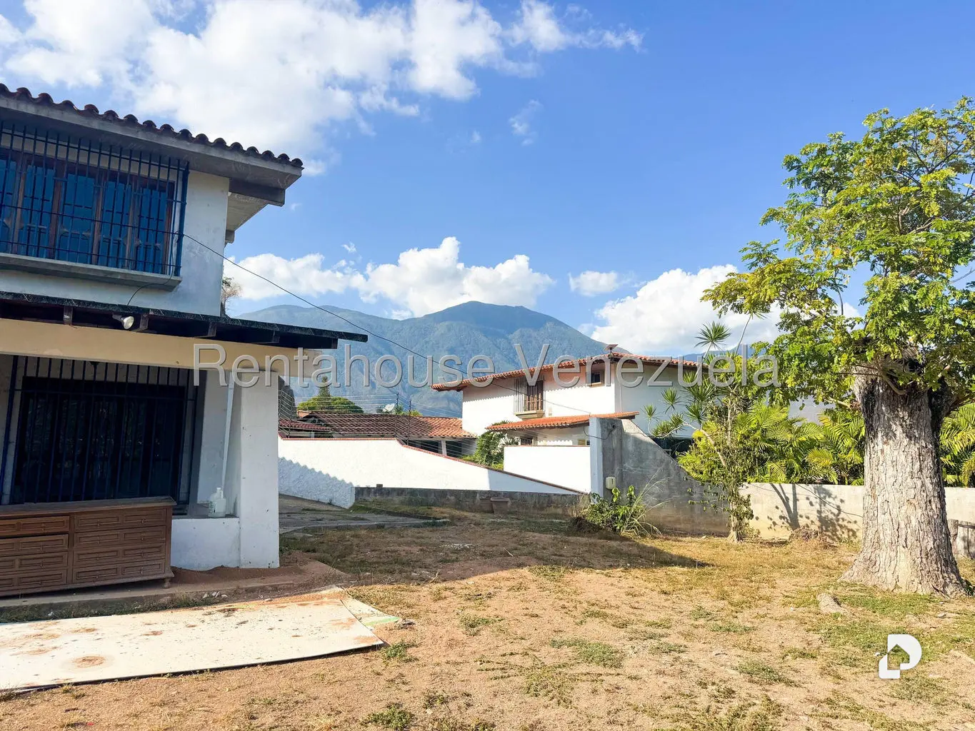 Casa en Valle Arriba, Caracas – 5