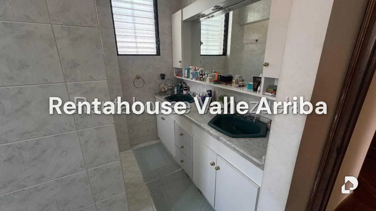 Casa en Colinas del Tamanaco, Caracas – 22