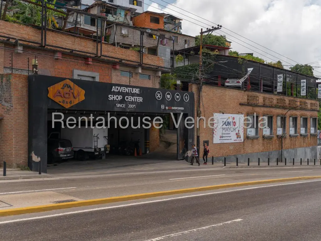 Local comercial en El Hatillo, Caracas - 1