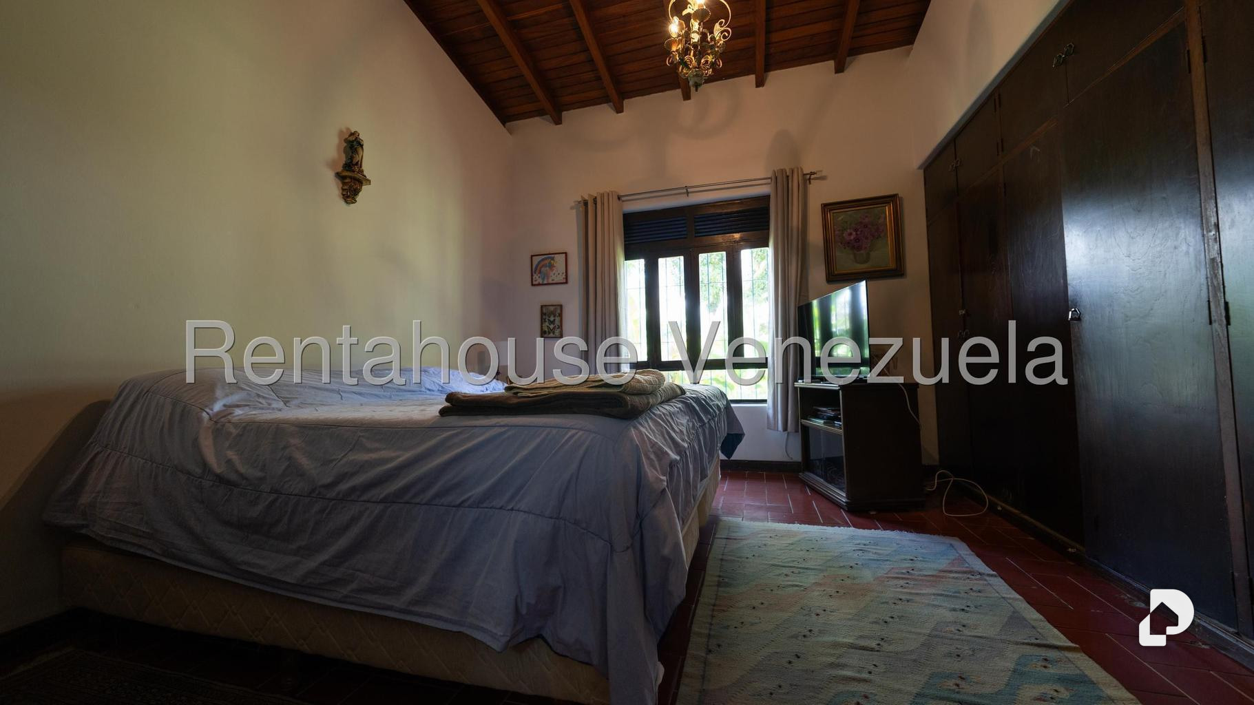Casa en Cerro Verde, Caracas – 22