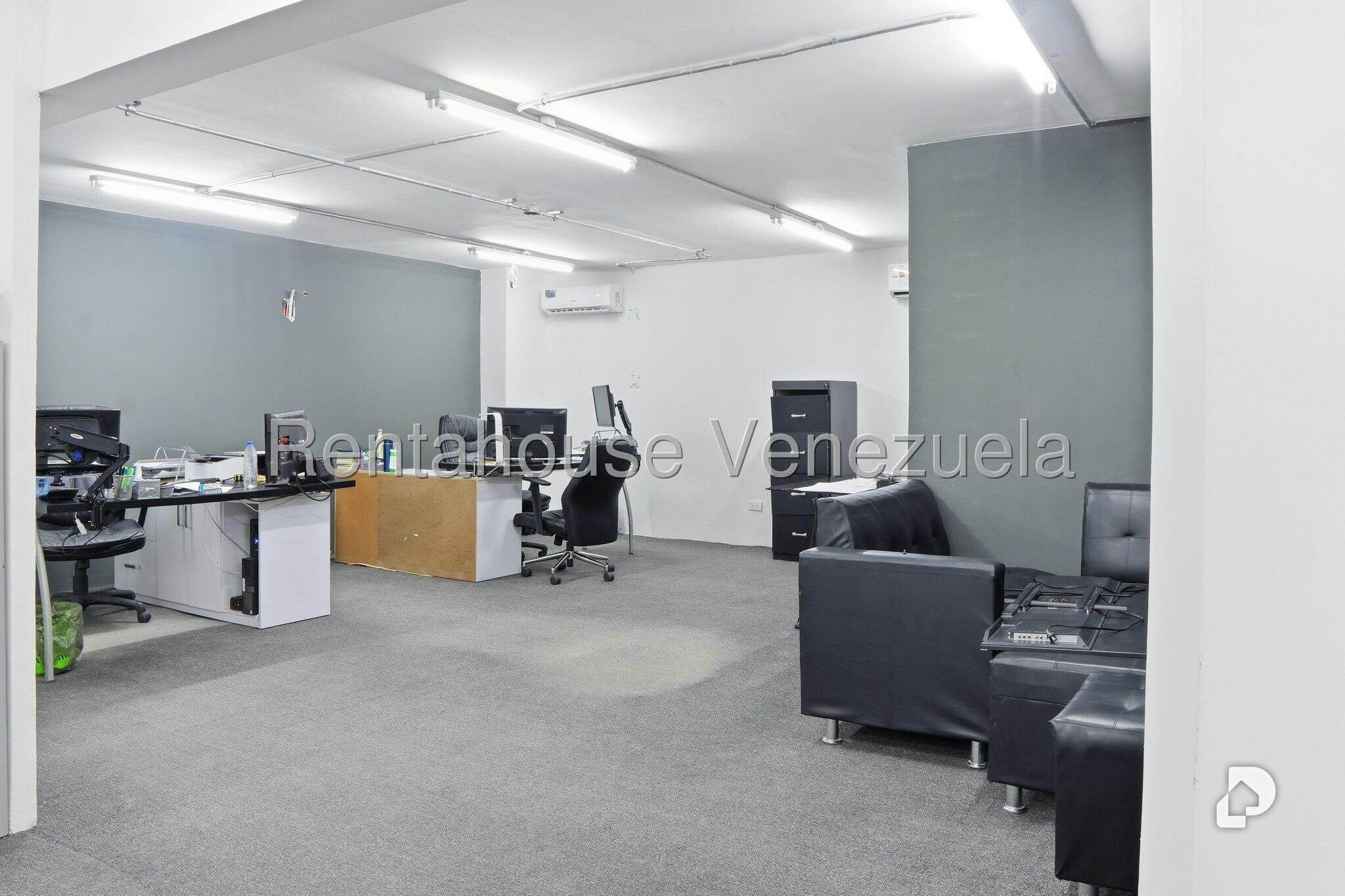 Local comercial en Chuao, Caracas – 7