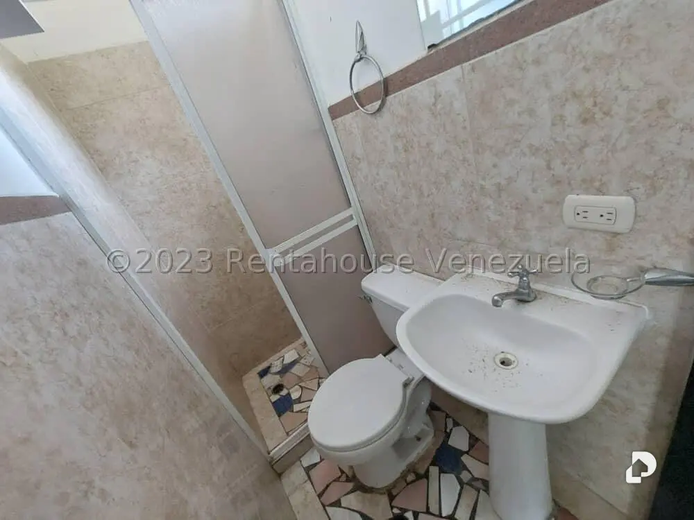 Casa en Montecristo, Caracas – 18