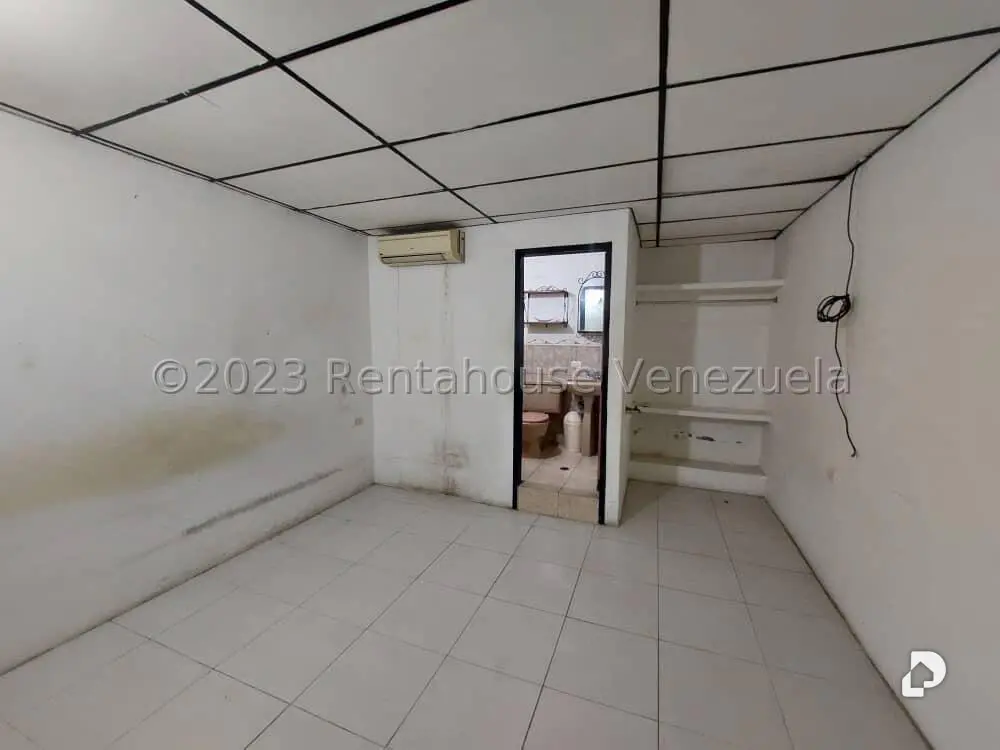 Casa en Montecristo, Caracas – 29