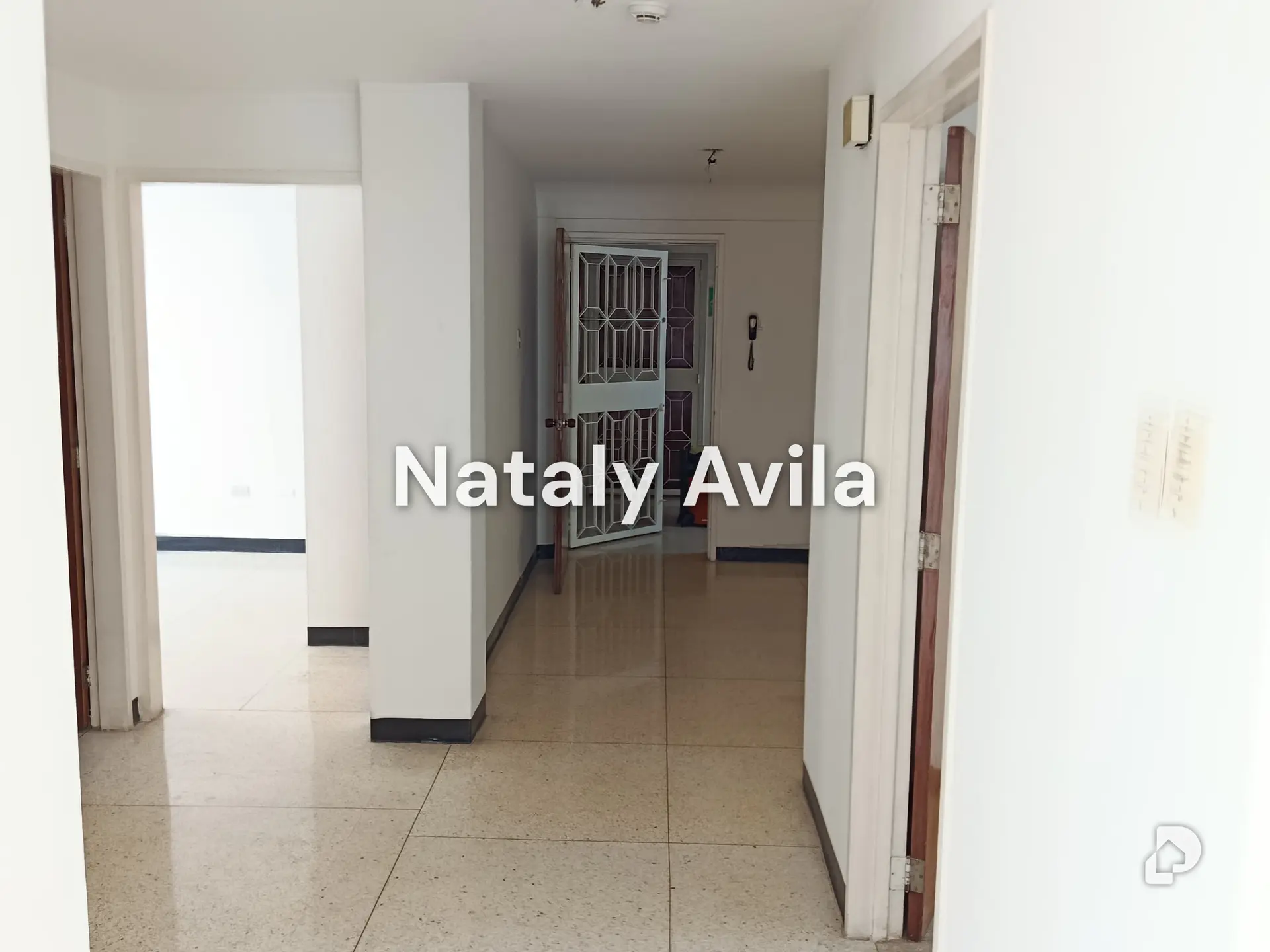 Oficina en La Florida, Caracas – 10