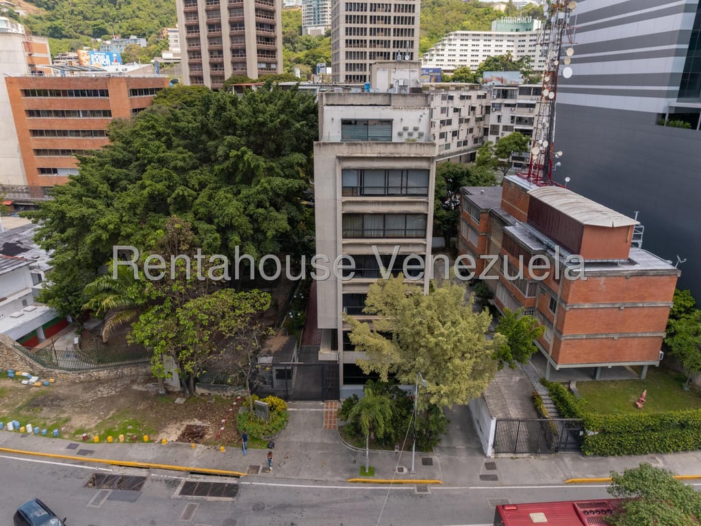 Edificio en Las Mercedes, Caracas - 1