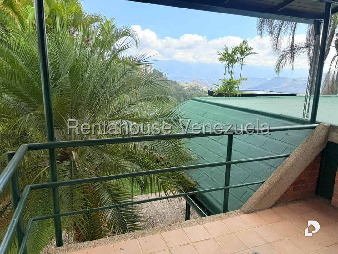Casa en Lomas de La Lagunita, Caracas – 15