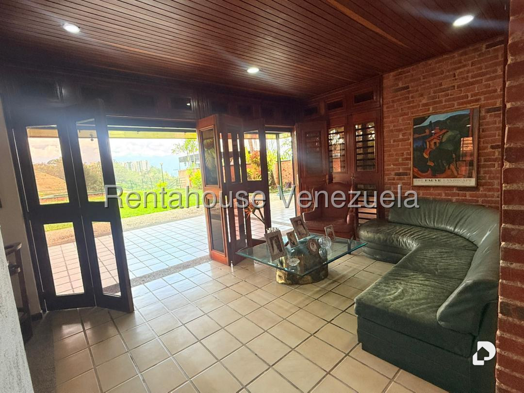 Casa en Lomas de La Lagunita, Caracas – 8