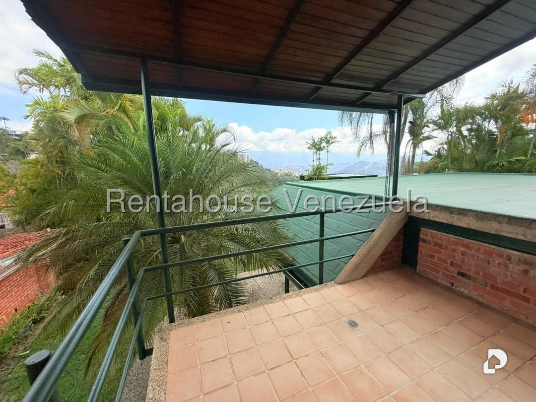 Casa en Lomas de La Lagunita, Caracas – 16