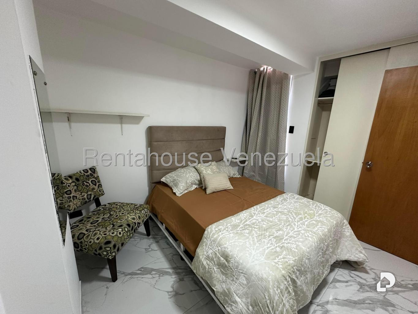 Apartment in La Urbina, Caracas – 8