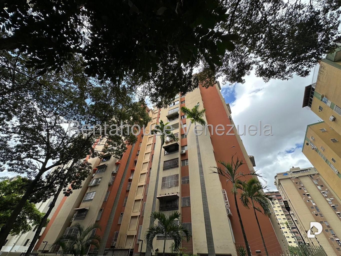 Apartment in La Urbina, Caracas – 1