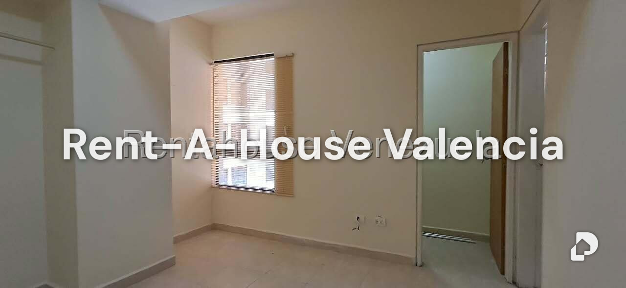 Apartment in Agua Blanca, Valencia – 24