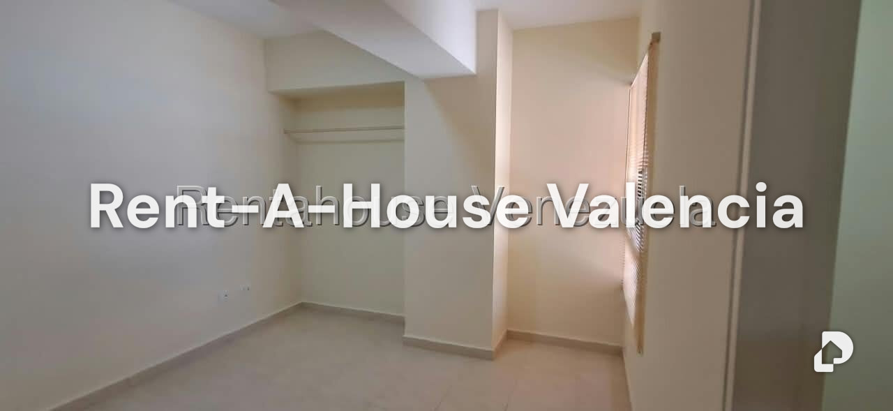 Apartment in Agua Blanca, Valencia – 22