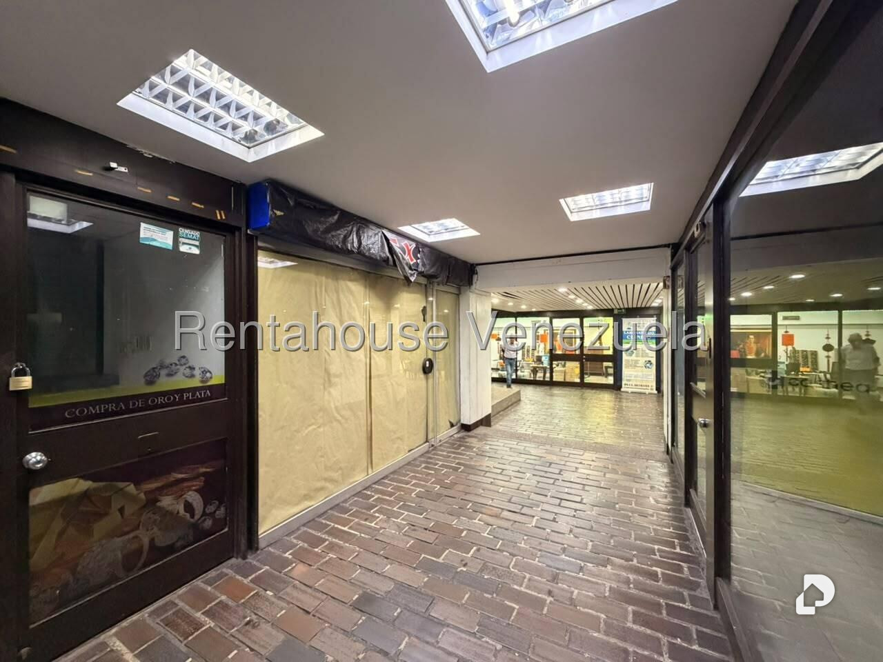 Local comercial en Prados del Este, Caracas – 4