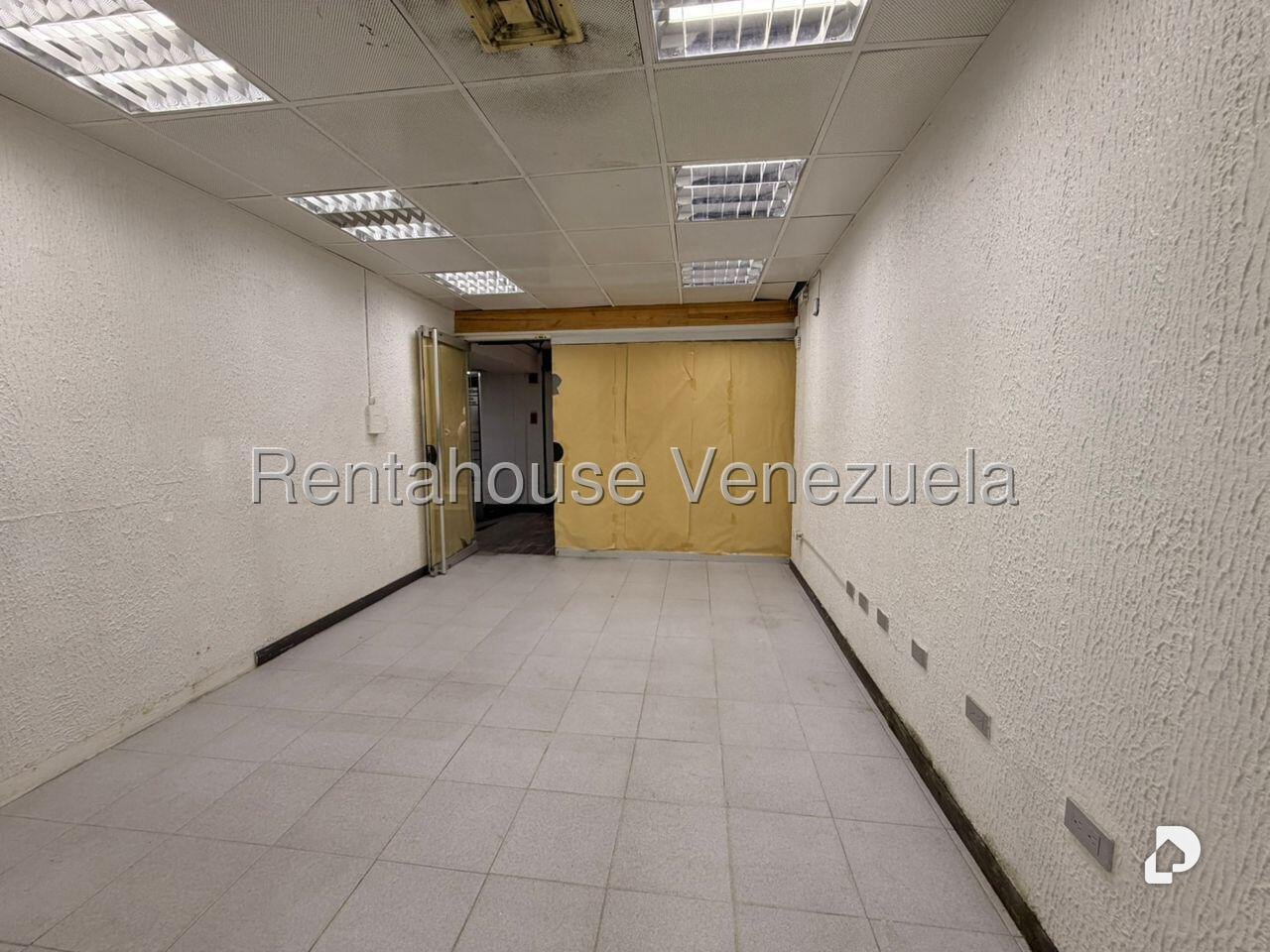 Local comercial en Prados del Este, Caracas – 8