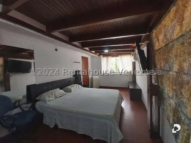 Casa en Santa Fe Norte, Caracas – 29