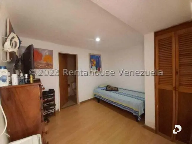 Casa en Santa Fe Norte, Caracas – 12
