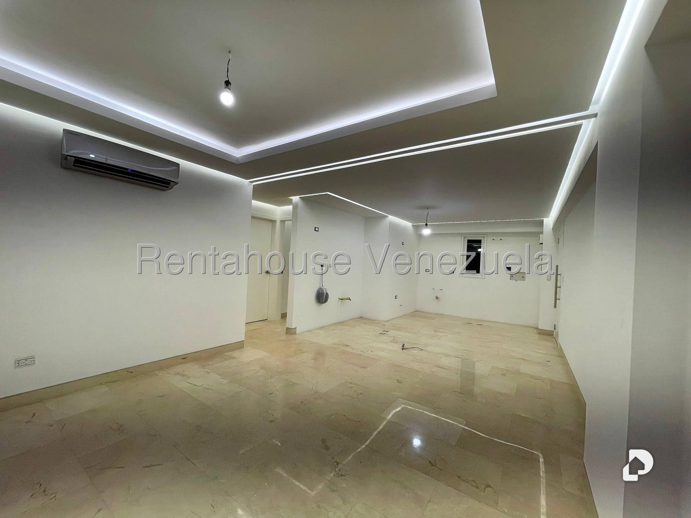 Apartamento en El Rosal, Caracas – 13