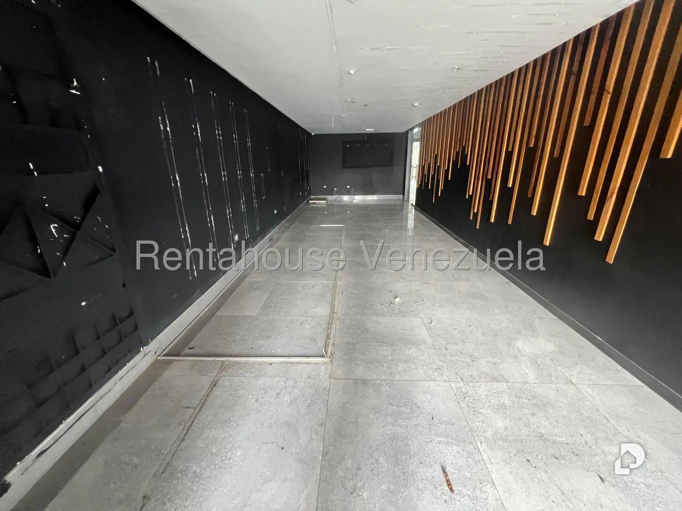 Local comercial en Cerro Verde, Caracas