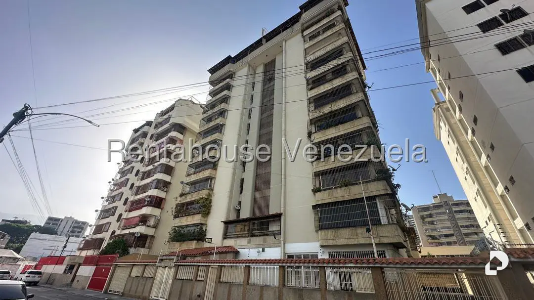 Apartamento en El Paraíso, Caracas – 25