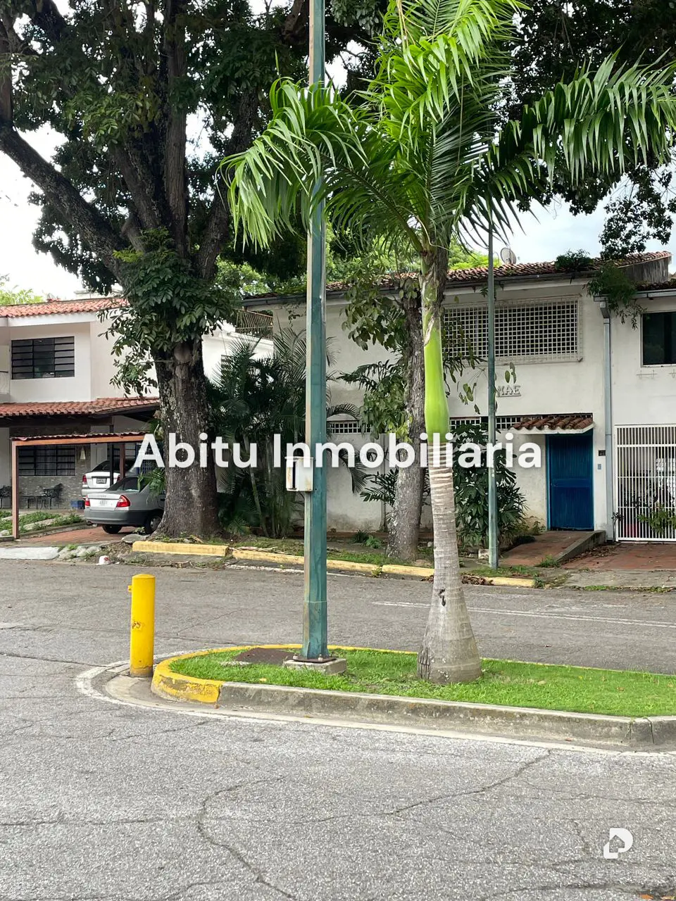Casa en Santa Cecilia, Caracas – 1