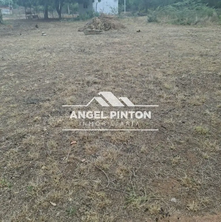 Land in Maracaibo - 1
