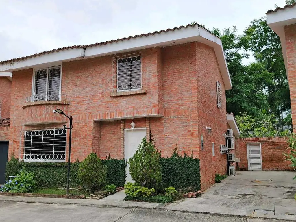 Casa en Colinas de Guataparo, Valencia - 1