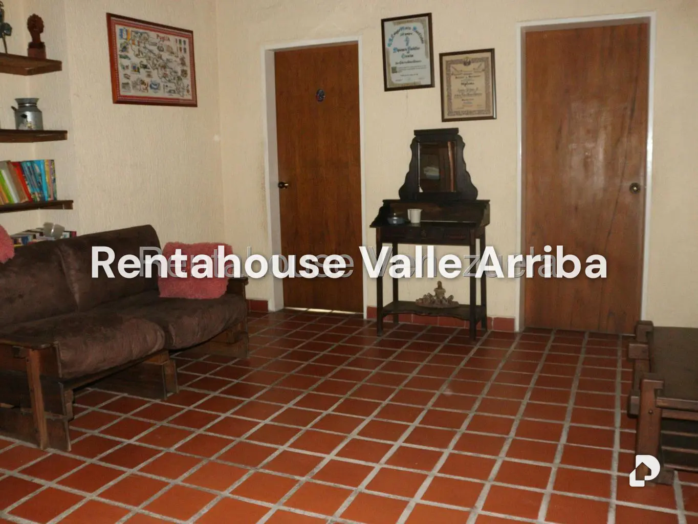 Casa en Alta Florida, Caracas – 13