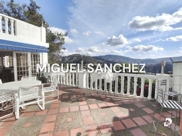 Casa en Santa Paula, Caracas – 3