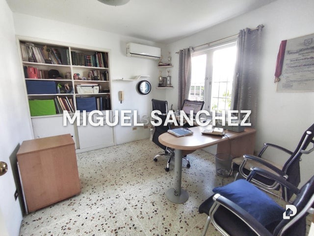 Casa en Santa Paula, Caracas – 16