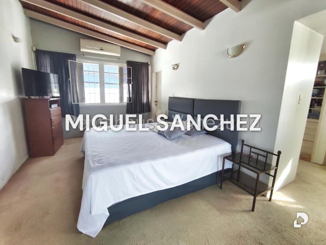 Casa en Santa Paula, Caracas – 17