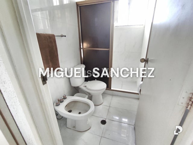 Casa en Santa Paula, Caracas – 24