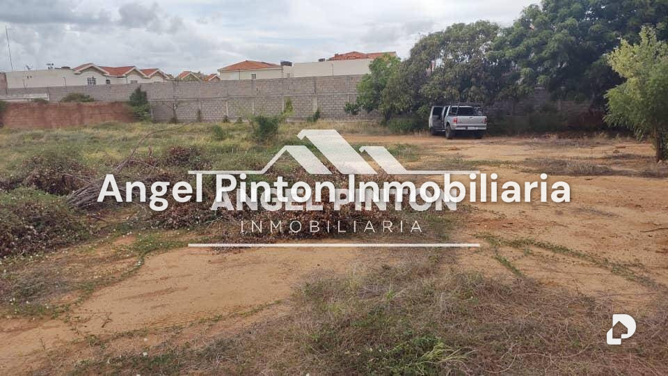 Terreno en Lago Mar Beach, Maracaibo – 2