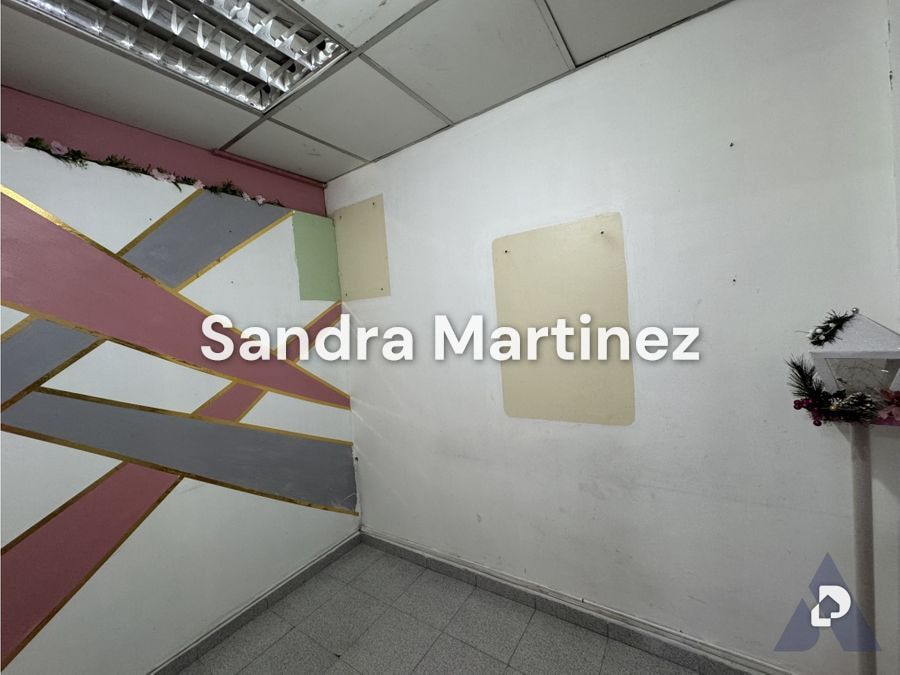 Local comercial en El Paraíso, Caracas – 16