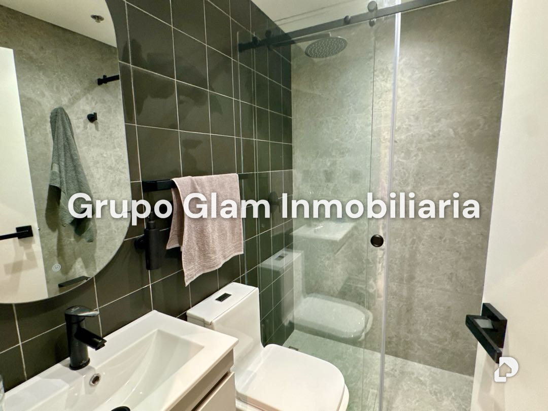 Oficina en Las Mercedes, Caracas – 11