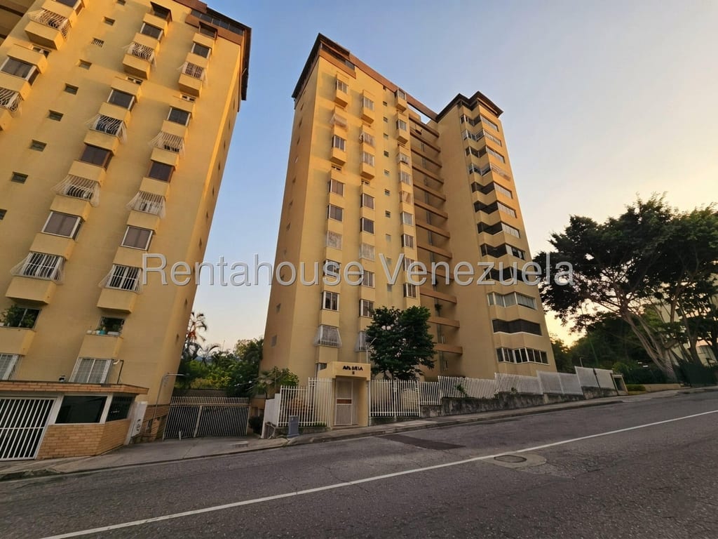 Apartamento en Santa Rosa de Lima, Caracas - 1