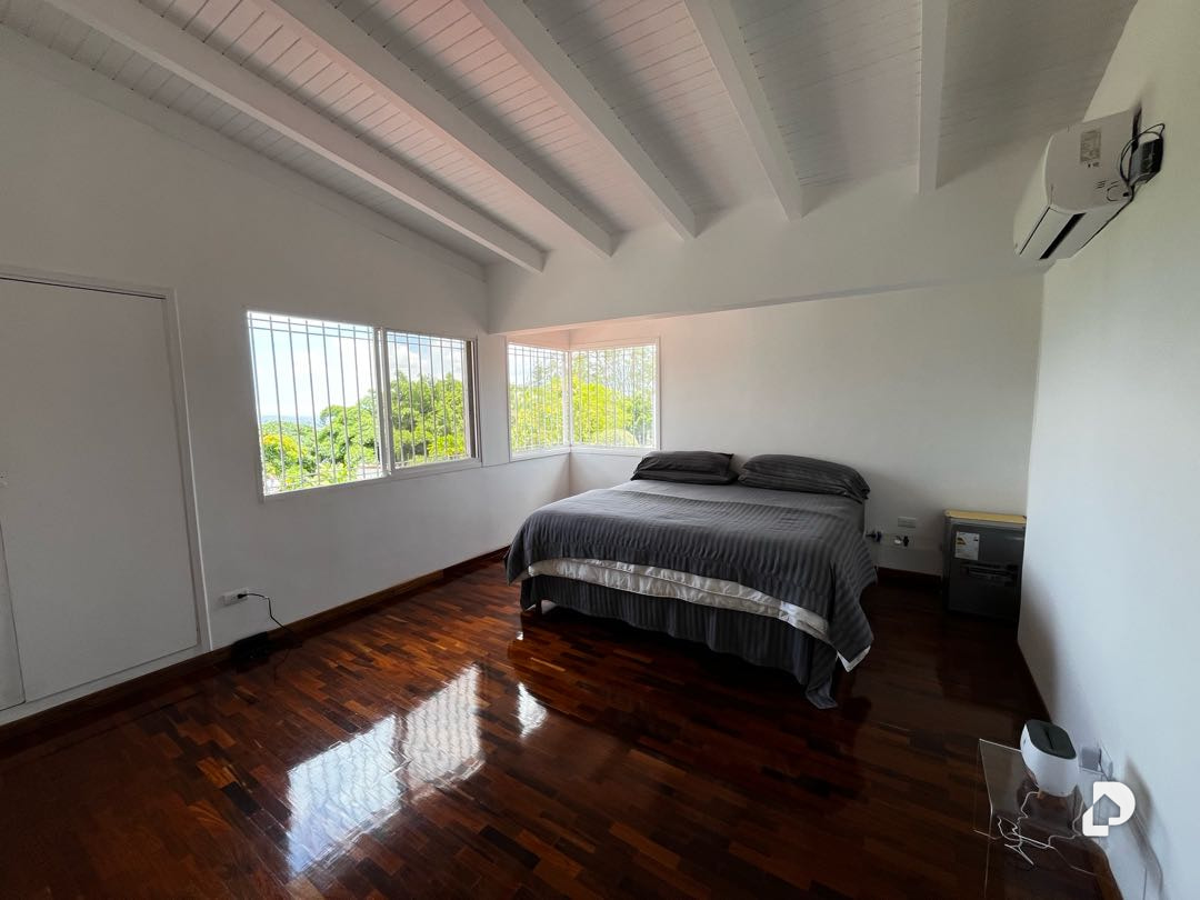 Casa en Alto Hatillo, Caracas – 18