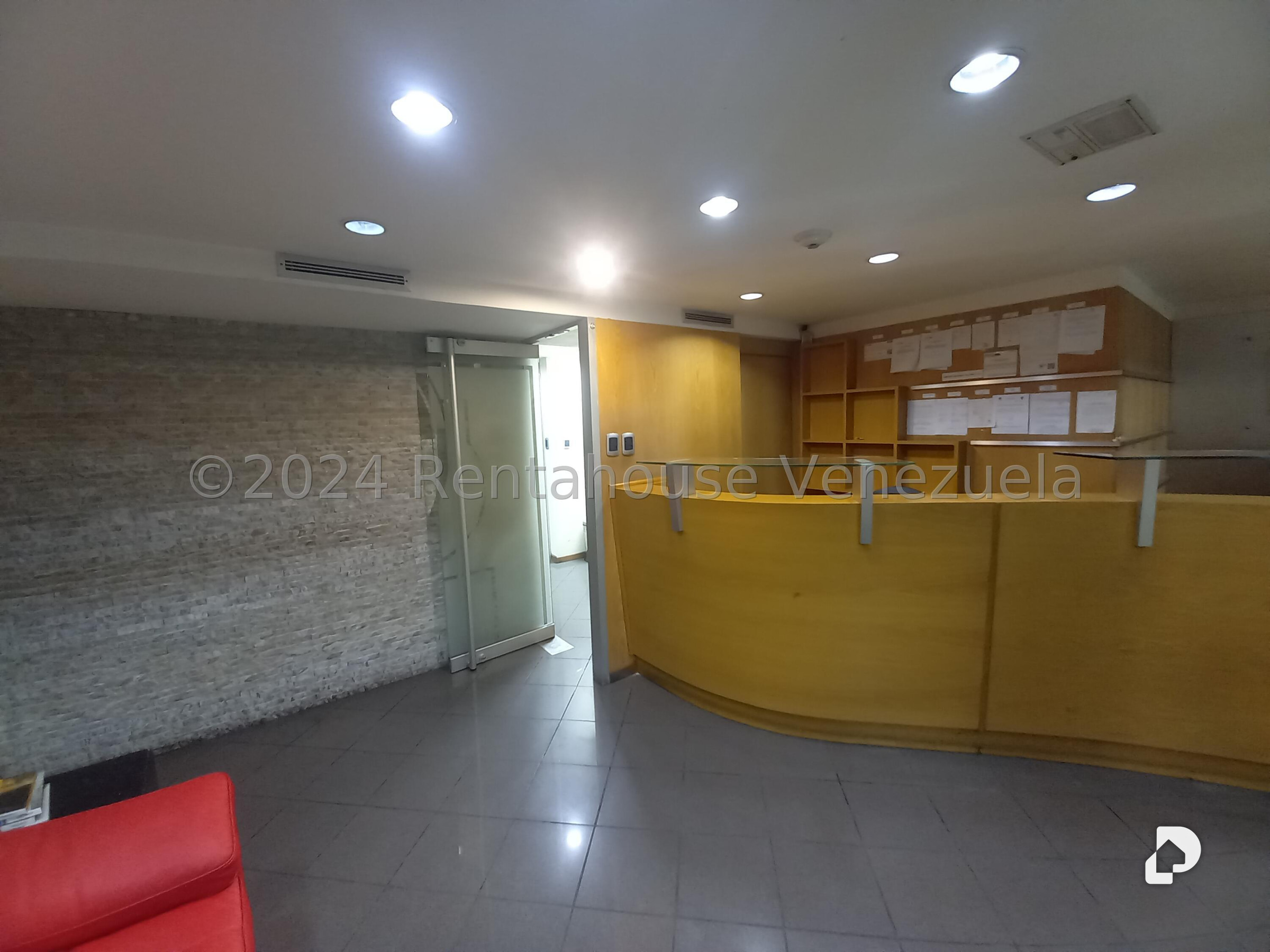 Local comercial en Prados del Este, Caracas – 4