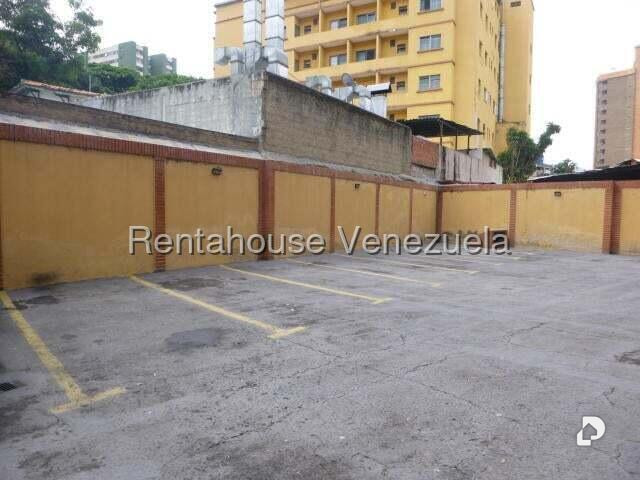 Local comercial en El Paraíso, Caracas – 14
