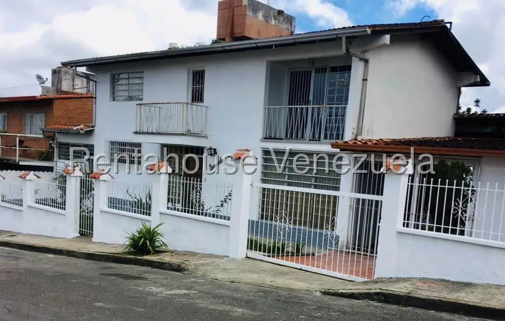 Casa en Cerro Alto, Altos Mirandinos - 1